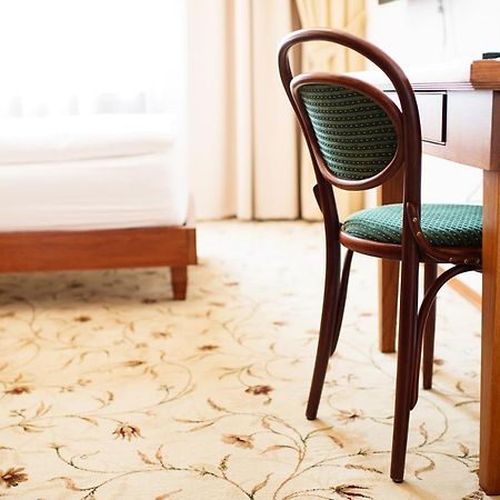 Hotel Slavie Pelhřimov Екстериор снимка