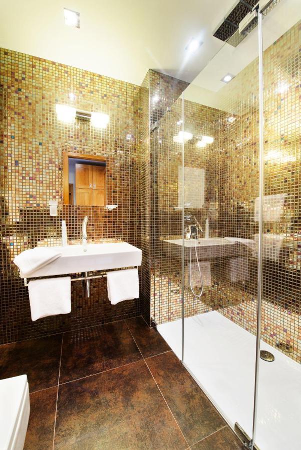 Hotel Slavie Pelhřimov Екстериор снимка